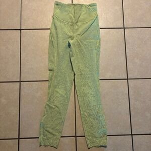 Lululemon Women's Size 2 Lime Green Compression Tights